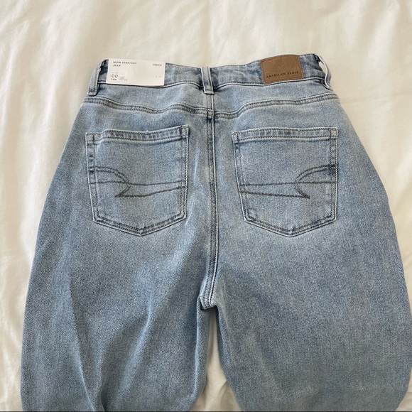 American Eagle Mom Straight Jean 00 - Picture 2 of 7